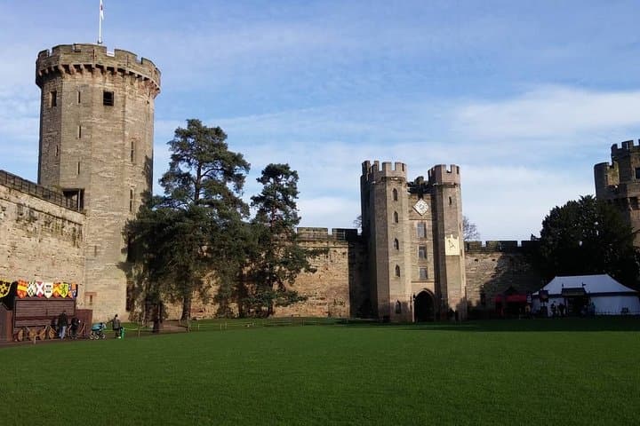 Warwick Castle Private Full-Day Tour from London photo 6