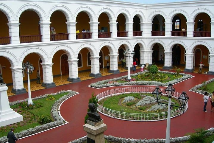 Trujillo Colonial City Tour and Archaeological Museum Visit photo 5