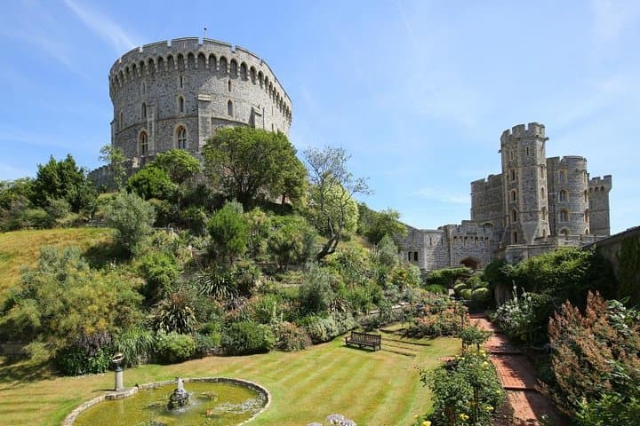 Fast-Track Windsor Castle Private Tour: St George's Chapel, Eton & Runnymede photo 5