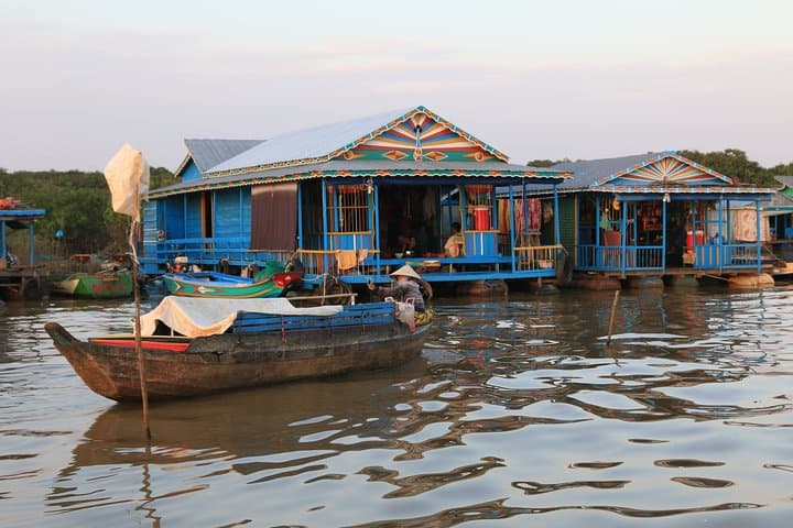 8-day-cambodia-three-cities-phnom-penh-battambang-siem-reap photo 5