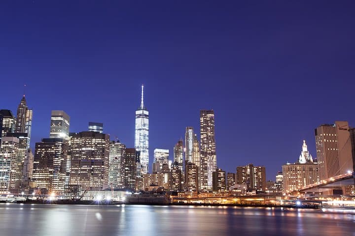 brooklyn-bridge-night-photography-tour-capture-manhattan-skyline photo 3