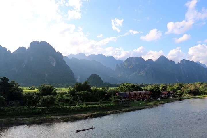 six-day-northern-laos-temples-waterfalls-and-caves photo 4