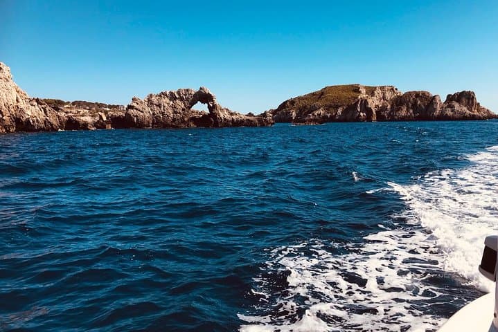Self-Drive Bayliner Element E5 — Explore Mallorca’s Cala Fornells & Coastal Coves photo 5