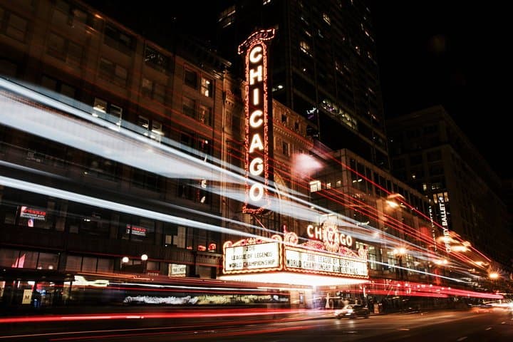 Love Stories & Landmarks: Romantic Chicago Walking Tour photo 5