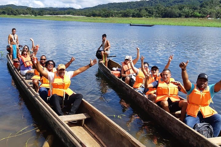 Emberá Cultural Day on Lake Alajuela: Boat Journey into Chagres National Park