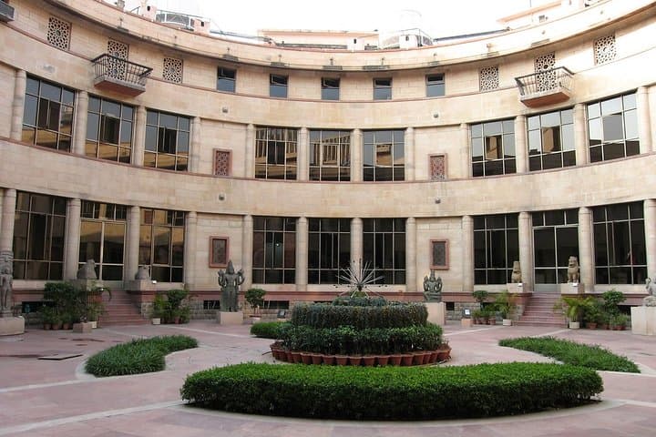 Three Iconic Delhi Museums and High Tea at The Imperial photo 2