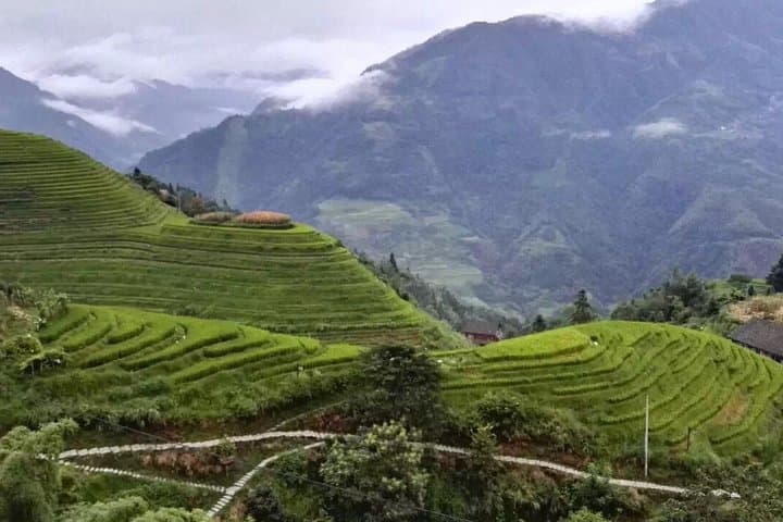 Private Day Tour to Longji Rice Terraces from Guilin — Ping'an & Dazhai Villages photo 2