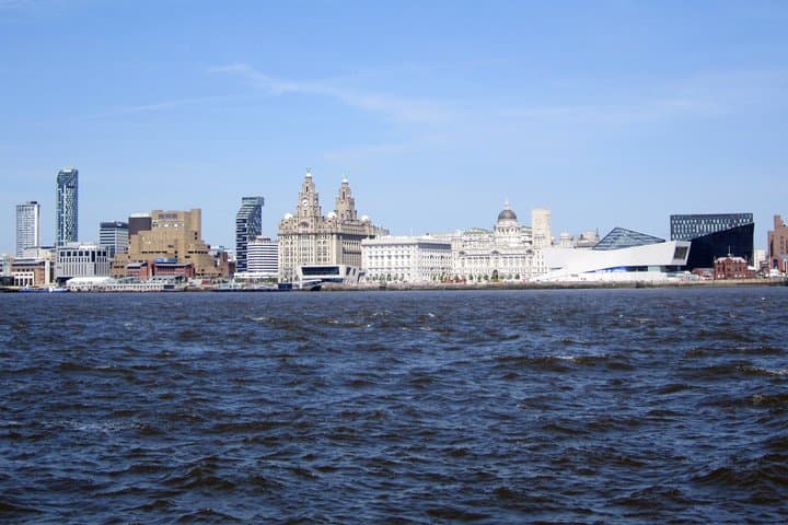 walk-liverpool-river-mersey-self-guided-history-audio-tour photo 3