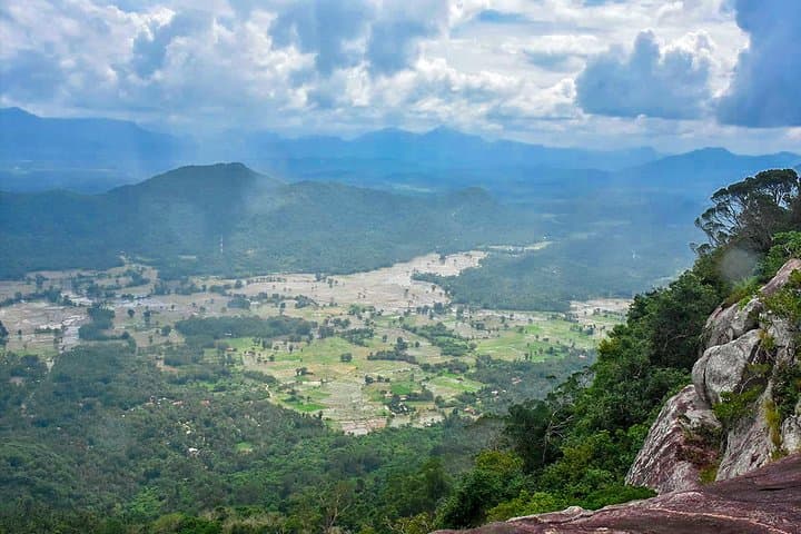 Camp on Kurunegala's Highest Summit: Overnight Trek & Starry Skies photo 5