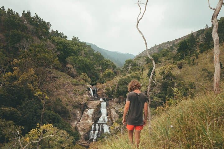 Ella to Arugam Bay Shuttle with Upper Diyaluma Waterfall Hike photo 3