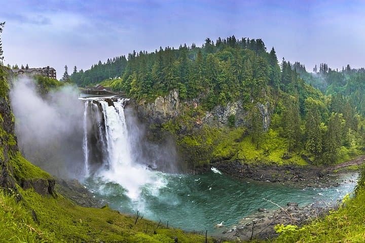 Seattle to Snoqualmie Falls: Private 5-Hour City Tour with Driver
