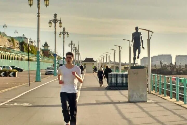 Brighton Running Tour: 60-Minute Seafront Sightseeing Run from i360 photo 6