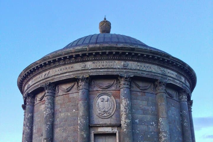 Londonderry Private Walking Tour: Historic City Walls & Bogside Murals