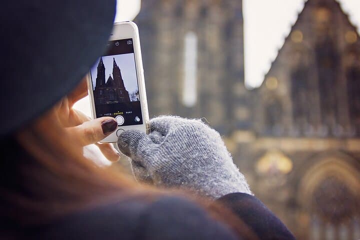 Prague Romantic Private Walking Tour: Fall in Love Again in 3 Hours photo 3