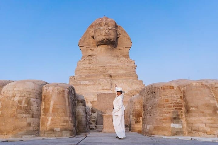 Exploring the Pyramids of Giza: Private Two-Day Cairo Tour photo 4