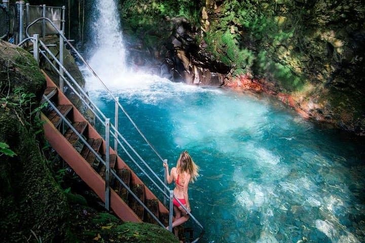 Rincon de la Vieja: Las Pailas Loop Hike, Oropendola Falls & Rio Negro Hot Springs photo 3