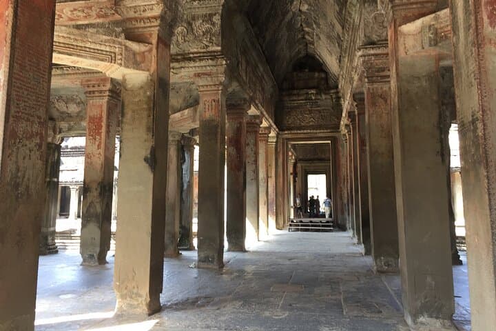3-Day Private Angkor Temples Tour: Angkor Wat, Ta Prohm & Tonle Sap photo 5