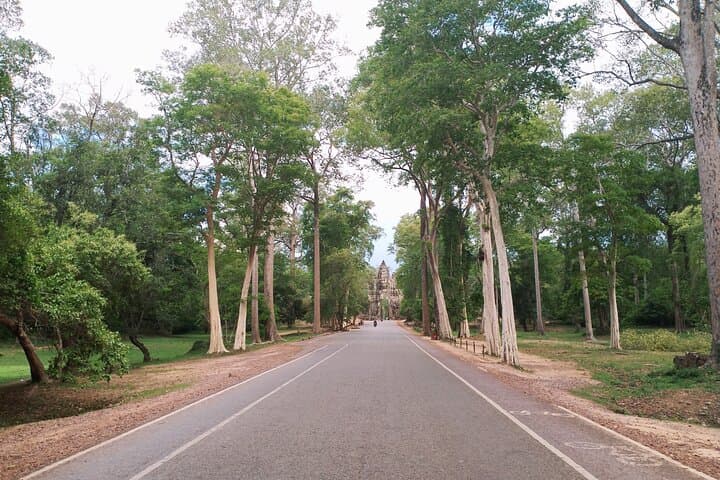 private-3-day-angkor-wat-jungle-temple-tour-siem-reap photo 2