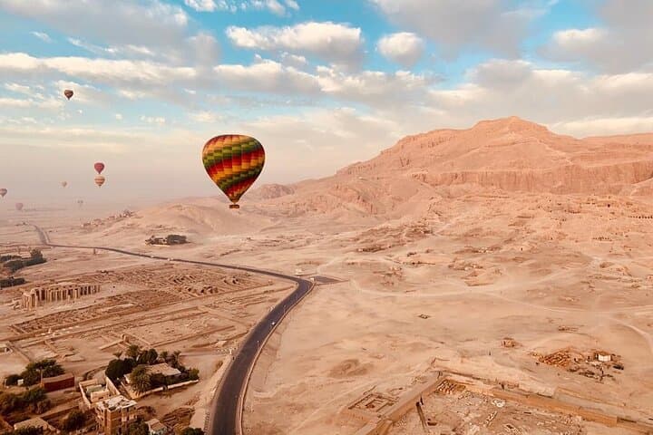 Two-Day Luxor Adventure: Hot Air Balloon Sunrise, Karnak & Valley of the Kings photo 4
