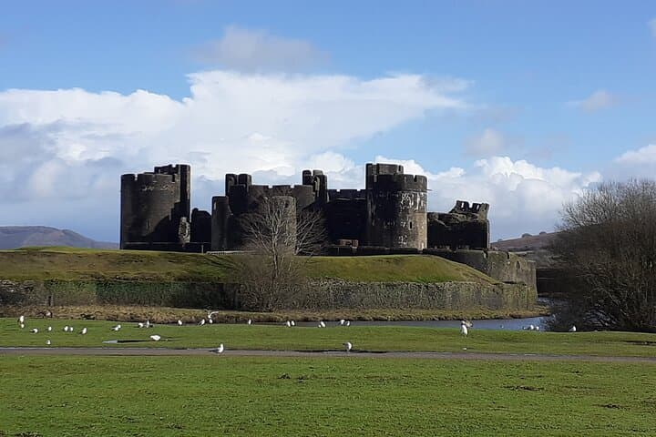 Essential Caerphilly: Self-Guided Audio Walk to Caerphilly Castle photo 6