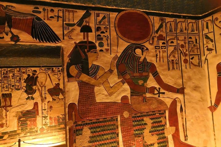 9-Day Classic Egypt Tour: Nile Cruise, Pyramids & Abu Simbel photo 4