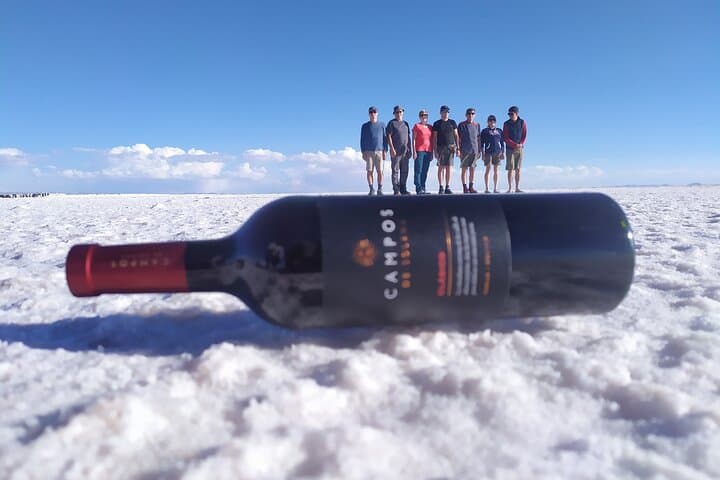 4-Day Salar de Uyuni 4x4 Tour with Tunupa Volcano, Incahuasi & Laguna Colorada