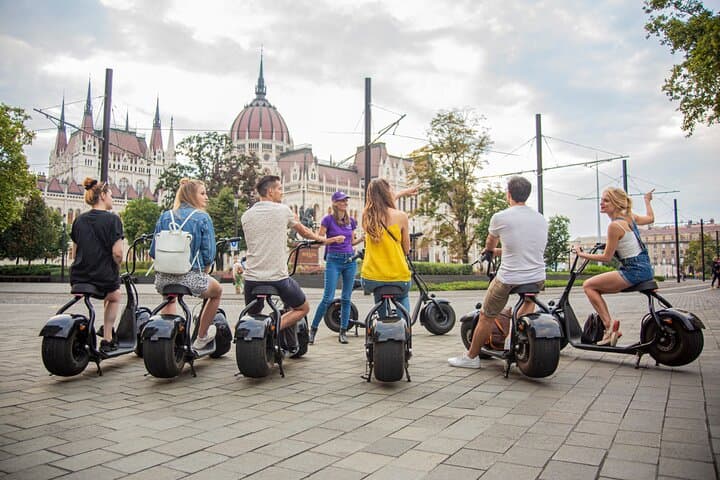 Budapest E‑Scooter Tours: Castle Views, Danube Rides & Night Routes