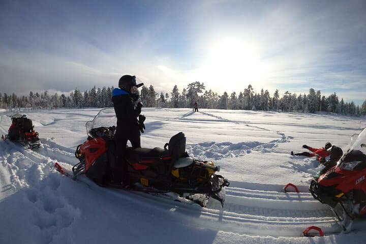 3-Hour Private Snowmobile Experience in Rovaniemi photo 6