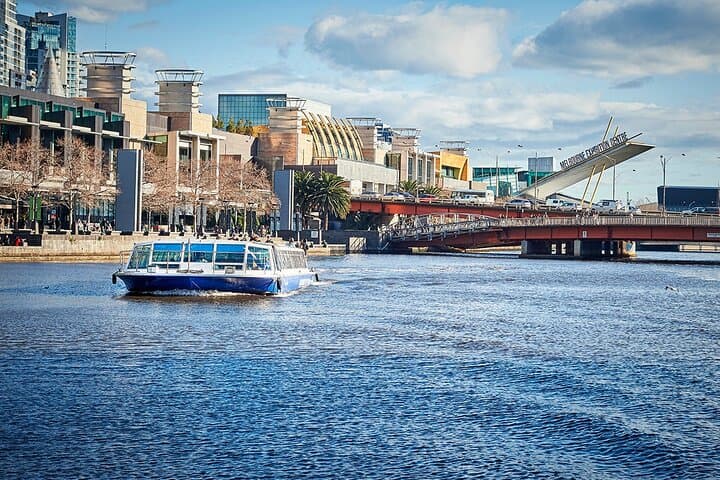 Melbourne Yarra River Highlights Cruise: Skyline, Botanic Gardens & Docklands photo 4