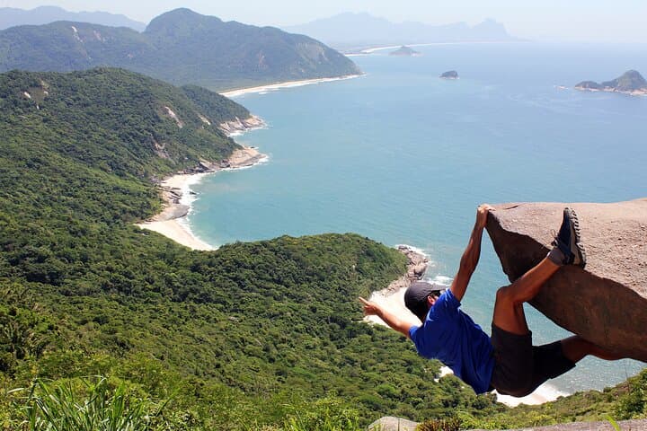 Pedra do Telegrafo Hike — Telegraph's Rock & Grumari Coast Trail photo 5