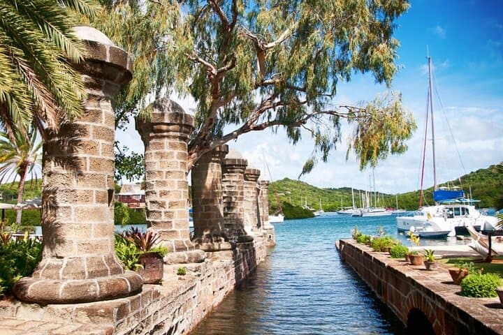 Antigua Round-Island Tour: Devils Bridge, Shirley Heights & Nelsons Dockyard