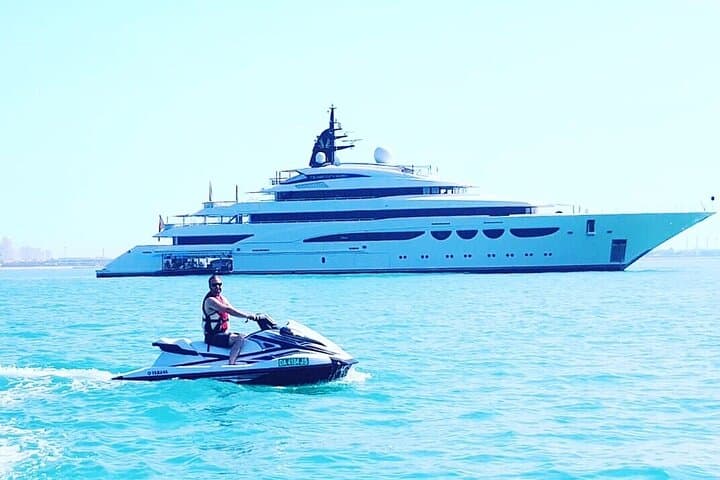 La Mer Dubai: 1-Hour Jet Ski Rental on a Yamaha 1500 photo 3