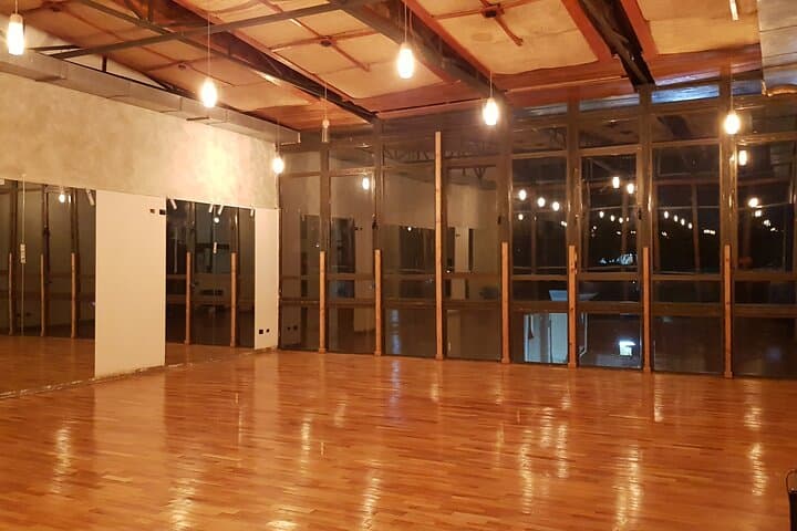 Latin Dance Class in Addis Ababa — 60-Minute Lesson with BailAmor photo 2