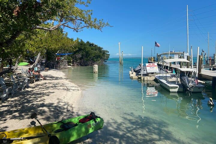 Miami to the Upper Keys: Private Cabriolet Bus Tour to Key Largo & Islamorada