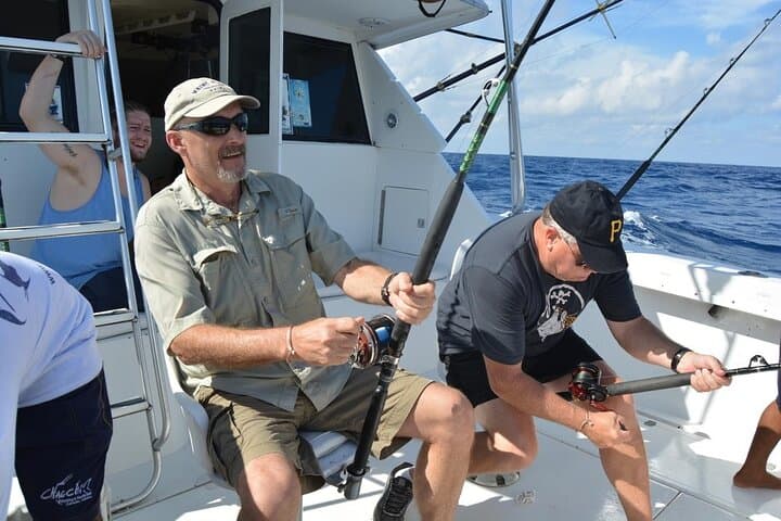 Private Half-Day Sport Fishing Charter in Cancun — Tuna, Dorado & Local Crew Tips