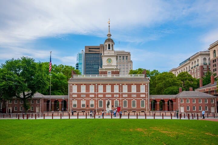 Luxury SUV Private Transfer from PHL to Philadelphia photo 5
