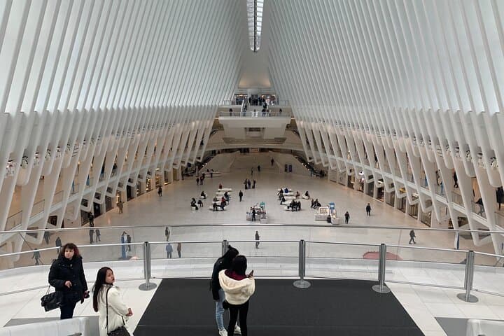 Ground Zero and Financial District Walking Tour — NYC 9/11 Memorial Guided Experience photo 6