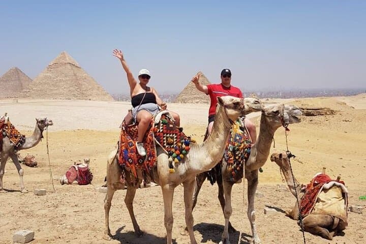 Full-Day Private Tour of the Giza Pyramids, Sphinx, Memphis & Saqqara photo 2