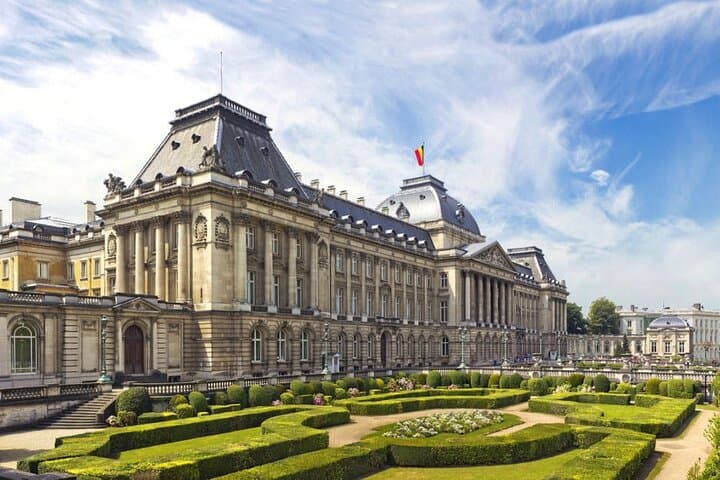 Brussels GPS Urban Treasure Hunt: 3-Hour Self-Guided City Game photo 2