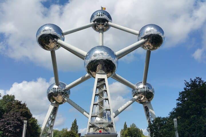 Brussels GPS Urban Treasure Hunt: 3-Hour Self-Guided City Game photo 4