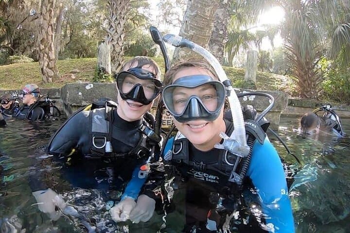Snorkel and Dive the Rainbow River: Crystal River Drift Experience photo 3