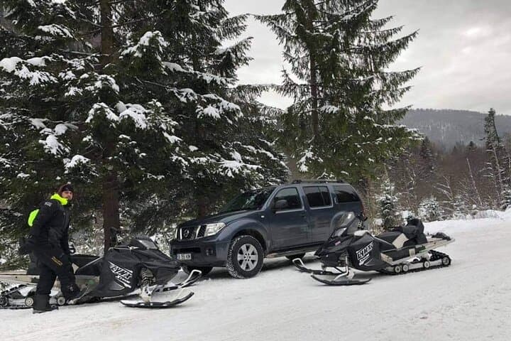 Thrilling Snowmobile Adventure Through Romania’s Carpathian Mountains photo 4