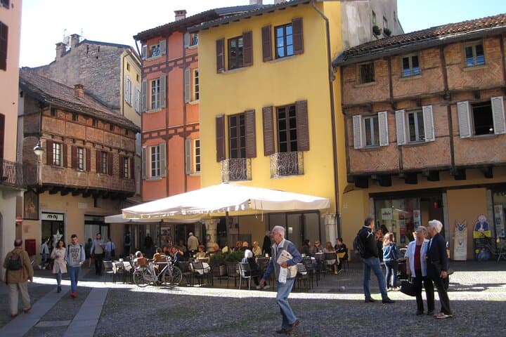 Como E-Bike Tour and Aperitif: Lakeside Cycling from Como to Cernobbio photo 2