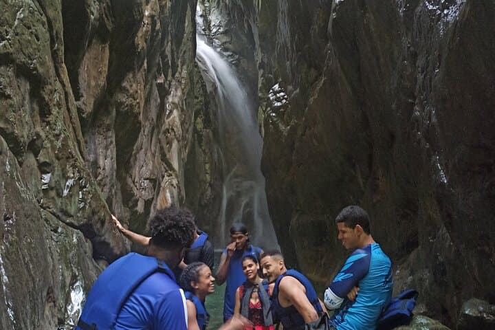 Hike El Tabernáculo: River Trek to the Thundering Waterfall Near Santo Domingo photo 6