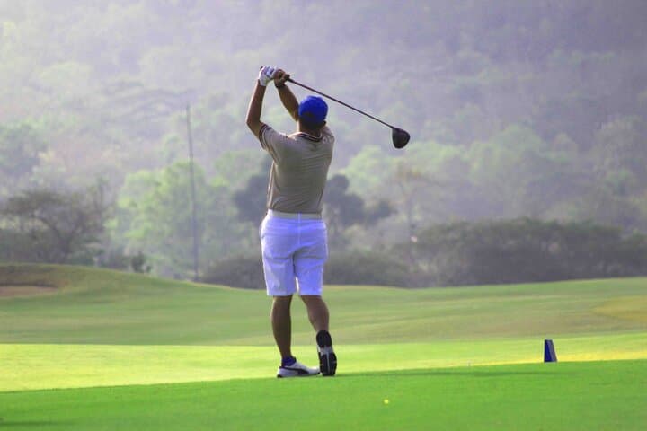 New Kuta Golf: Cliffside 18-Hole Round with Private Transfer in Bali