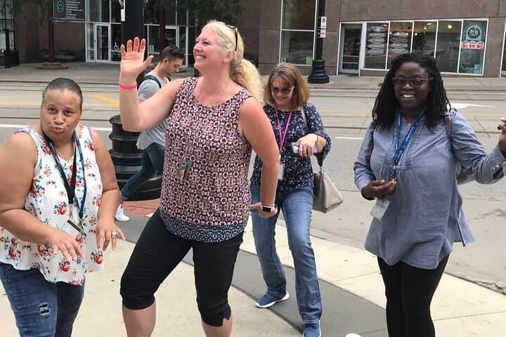 Explore Lakeland: City Scavenger Hunt Adventure with Crazy Dash photo 2