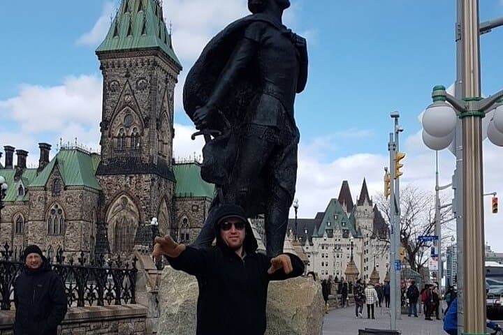 Crazy Dash Ottawa Scavenger Hunt: Interactive Walking Game in Downtown Ottawa photo 2