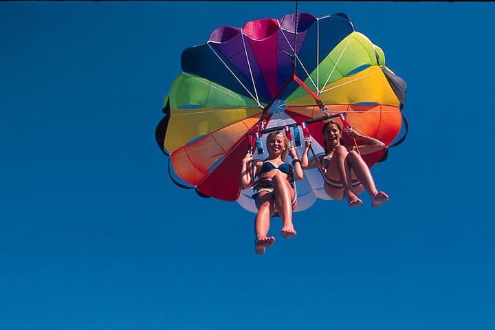 Parasailing in Malta: Soar 200m Above St. George's Bay photo 3