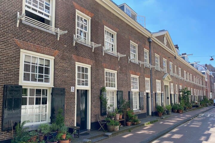 Jordaan Walking Tour: Hidden Streets & Courtyards of Amsterdam photo 4