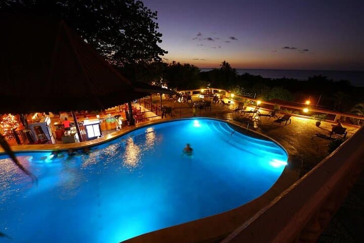 Private Shuttle Between Tamarindo and Liberia Airport — Reliable 24/7 Transfers photo 2